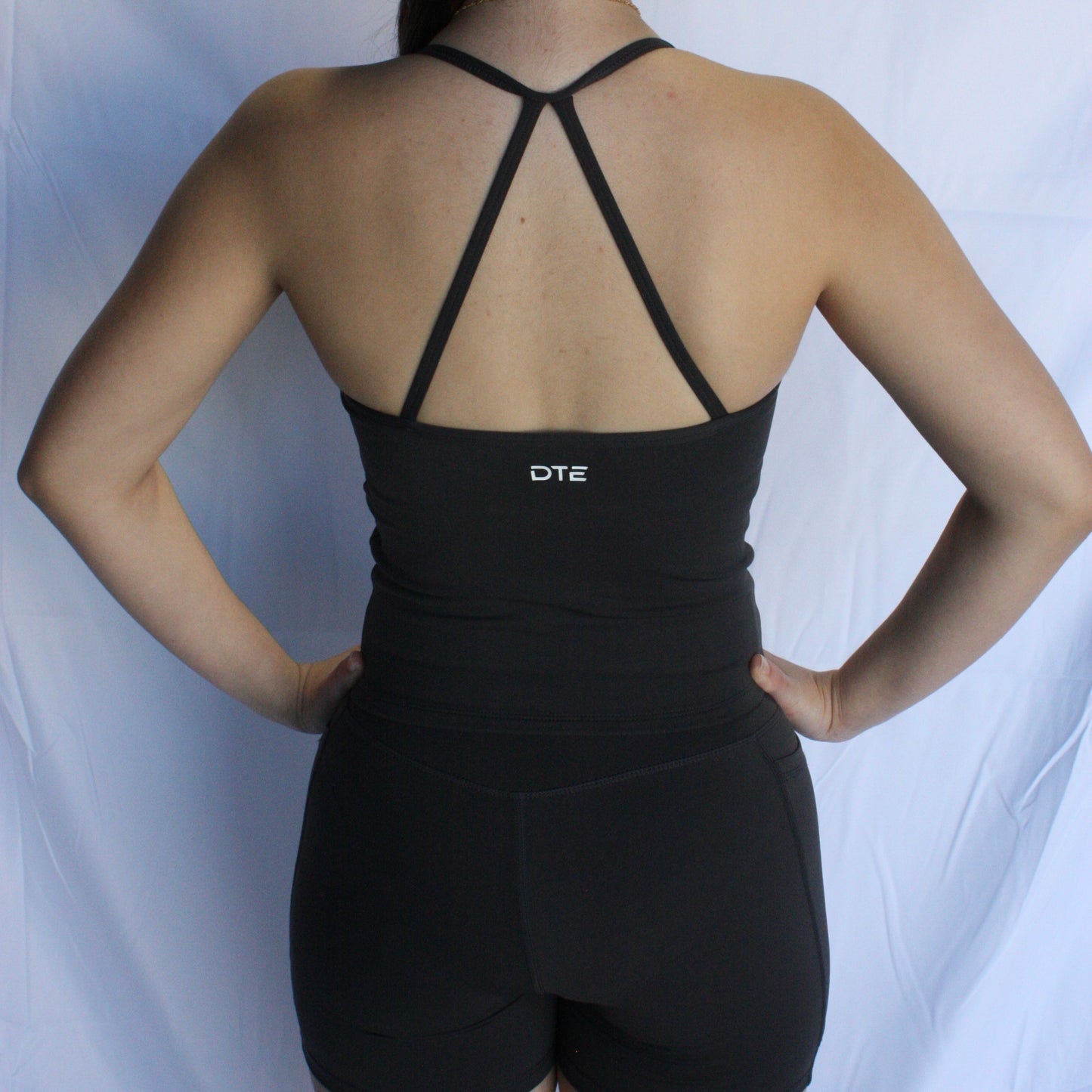 Essential Signature Singlet - Grey