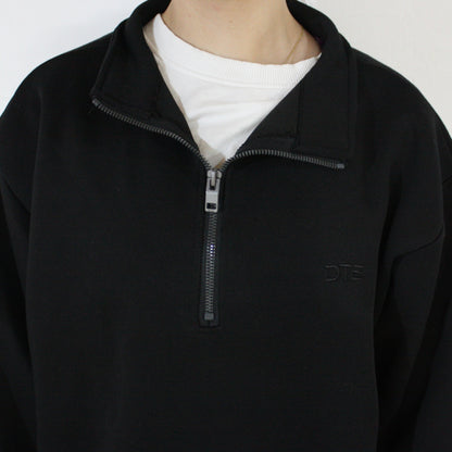 Everyday Quarter Zip Jumper - Black