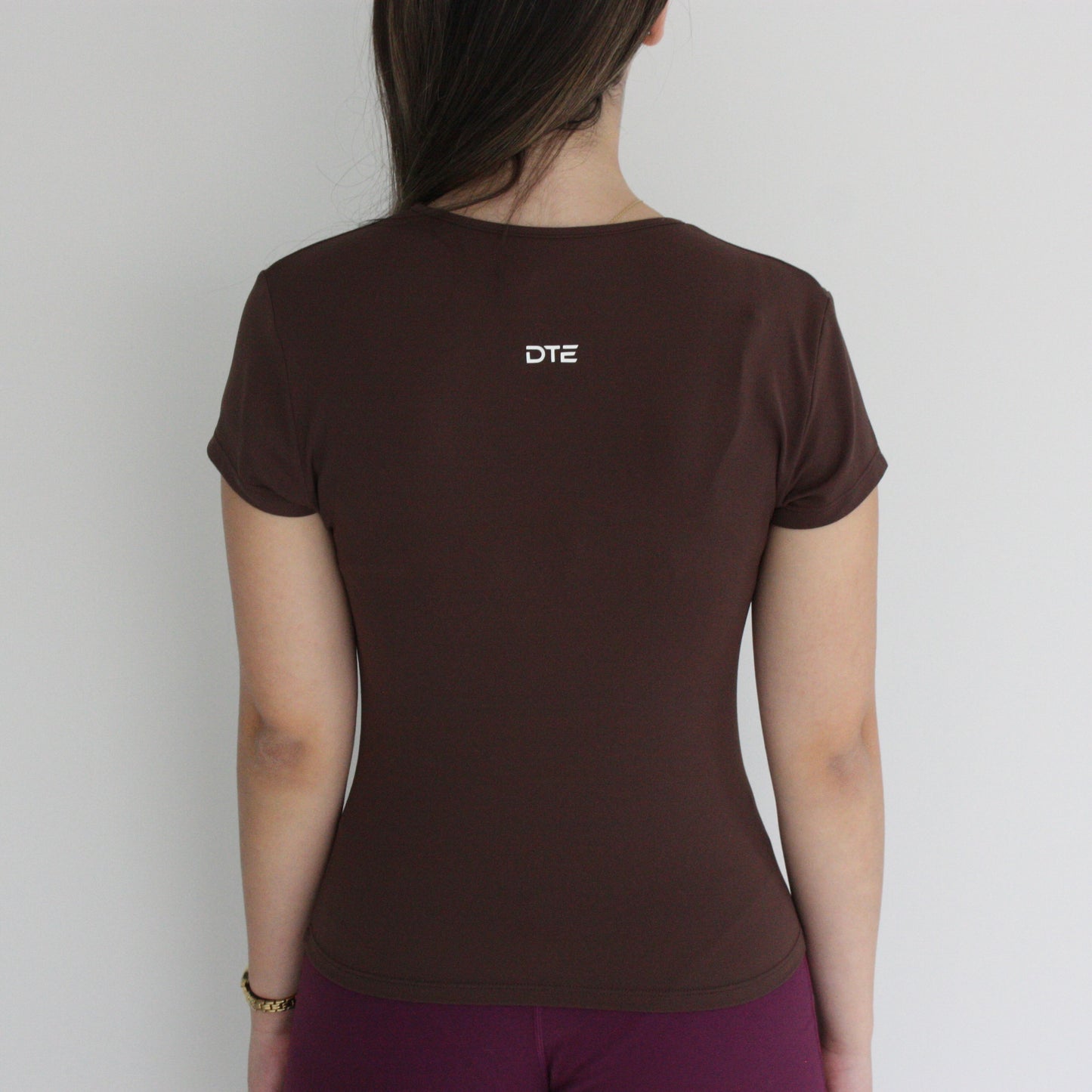 Essential Lite Tee - Brown