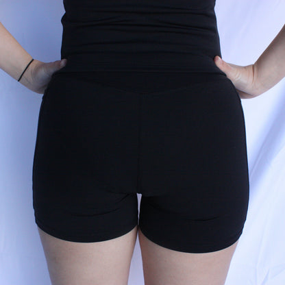 Essential Pocket Shorts - Black