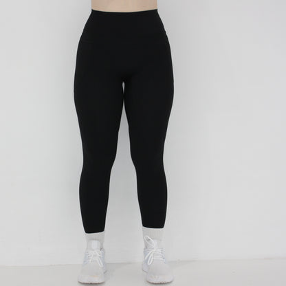 Essential Pocket Leggings - Black
