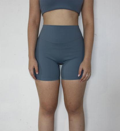 Luxe Shorts 5” - Gray blue