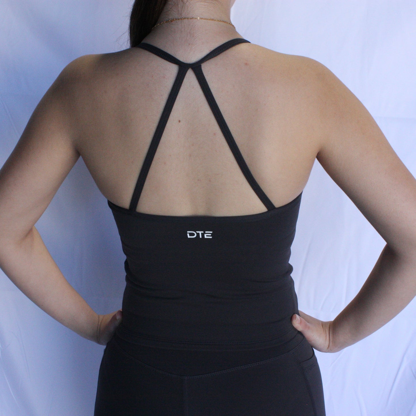 Essential Signature Singlet - Black