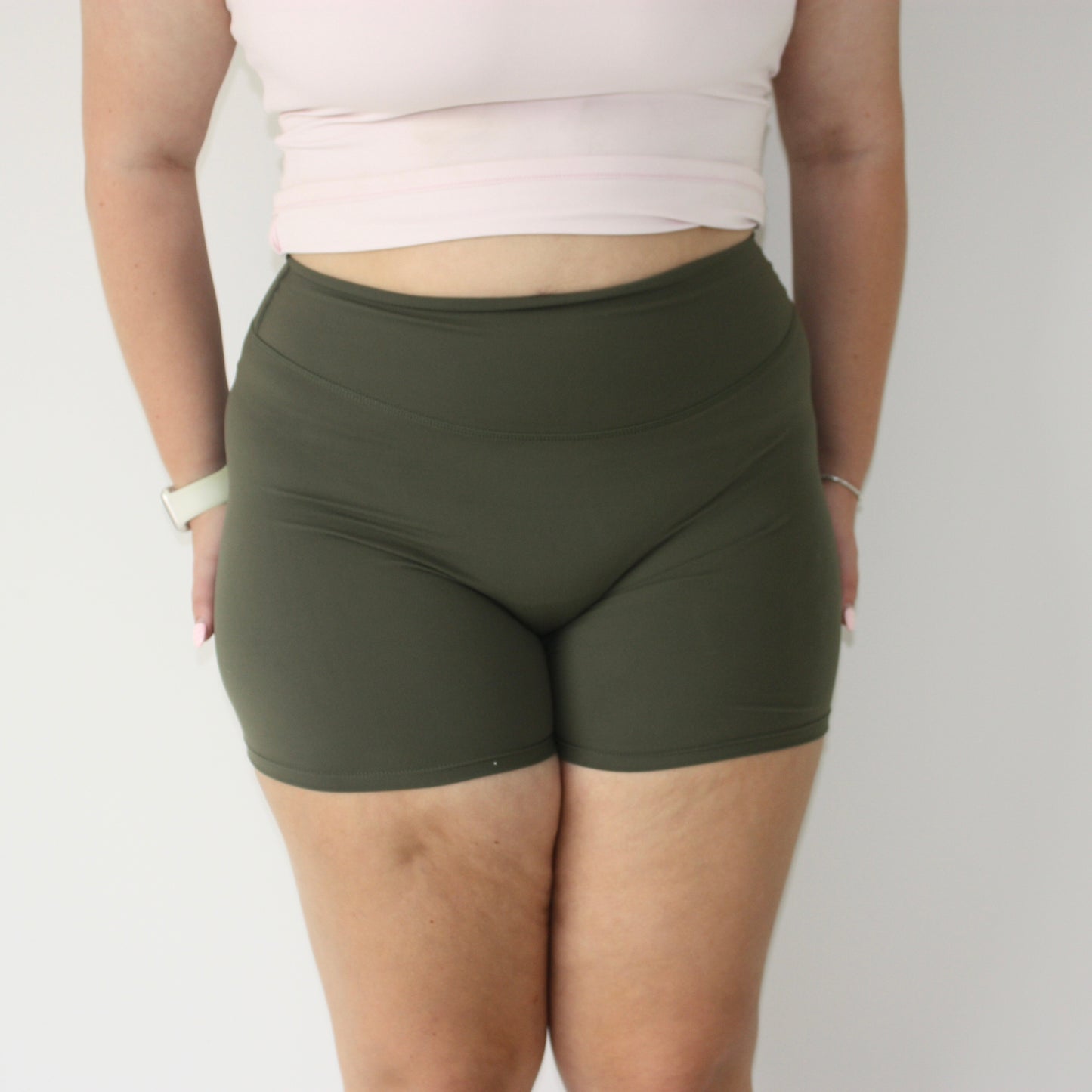 Luxe shorts 5” - Olive