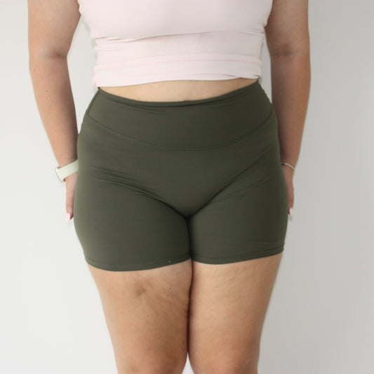 Luxe shorts 5” - Olive